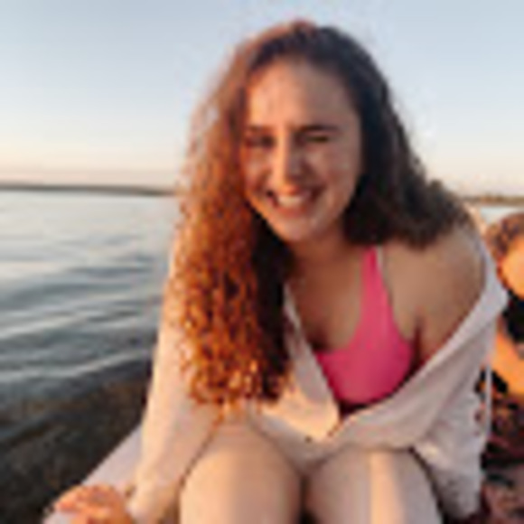 Meet your Posher, Kira - Picture 1 of 1